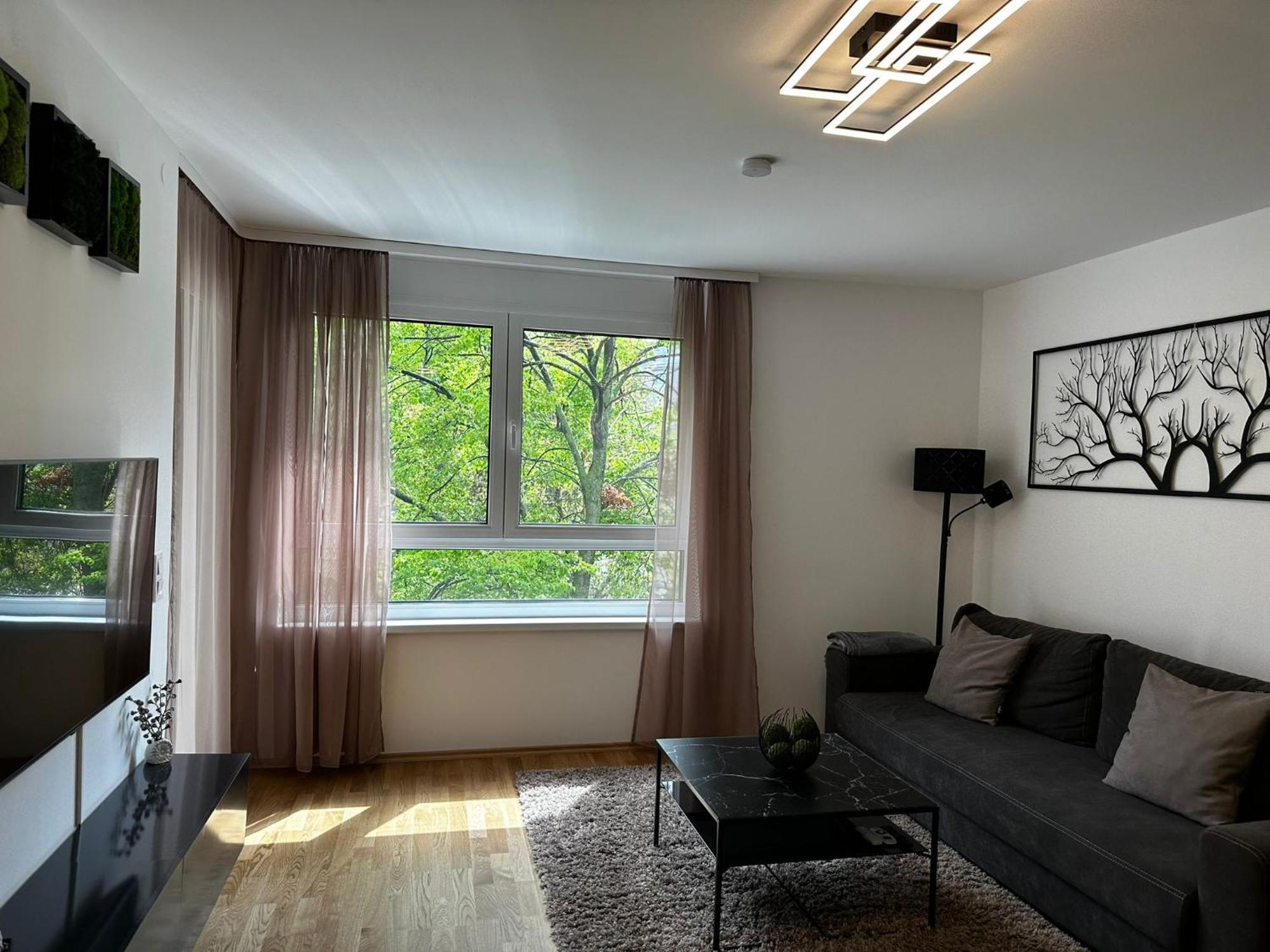 Appartement 10 Minutes To The Center, 2 Minutes To The Metro